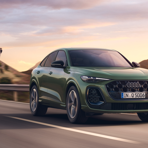 2025 Audi Q5 Sportback FY Japanese Version Front View