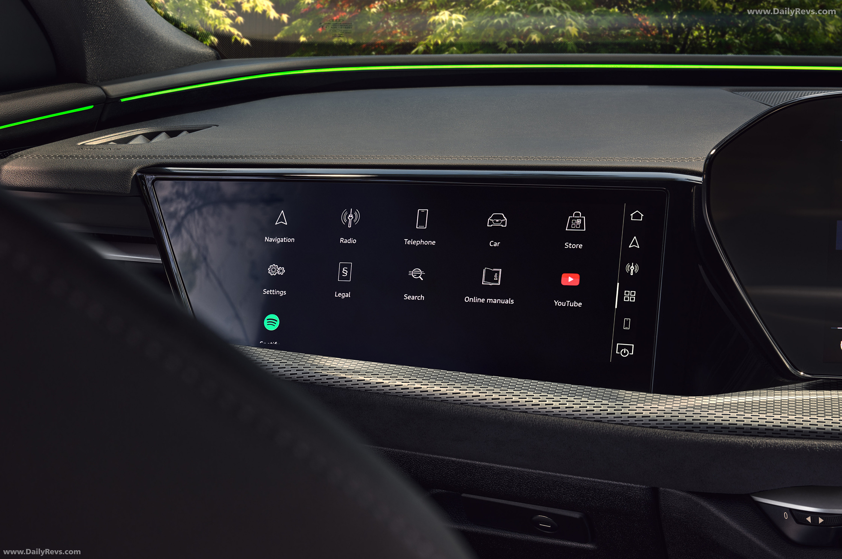 2025 Audi Q5 Sportback FY Japanese Version Interior