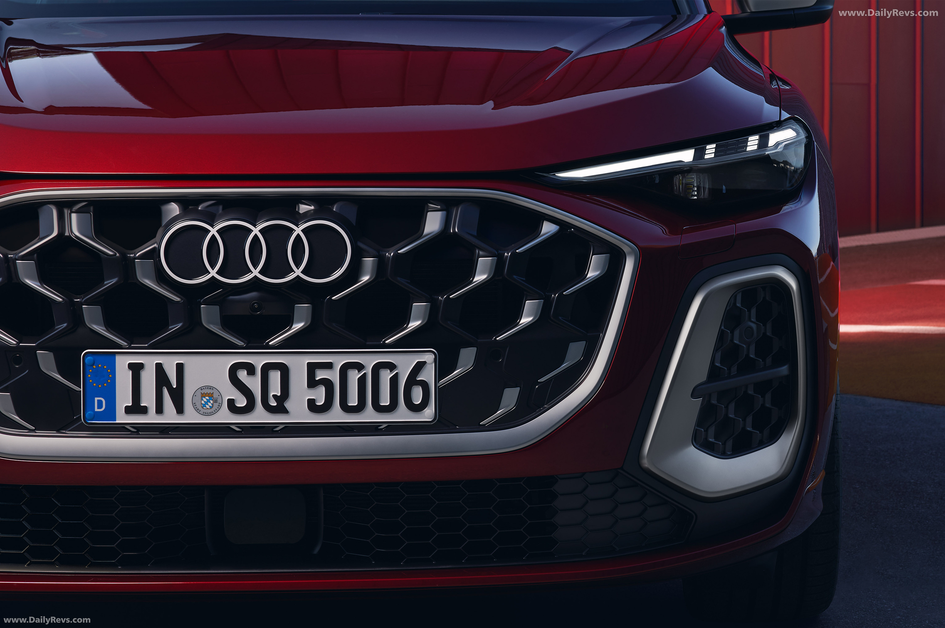 2025 Audi SQ5 Sportback FY Japanese Version Exterior