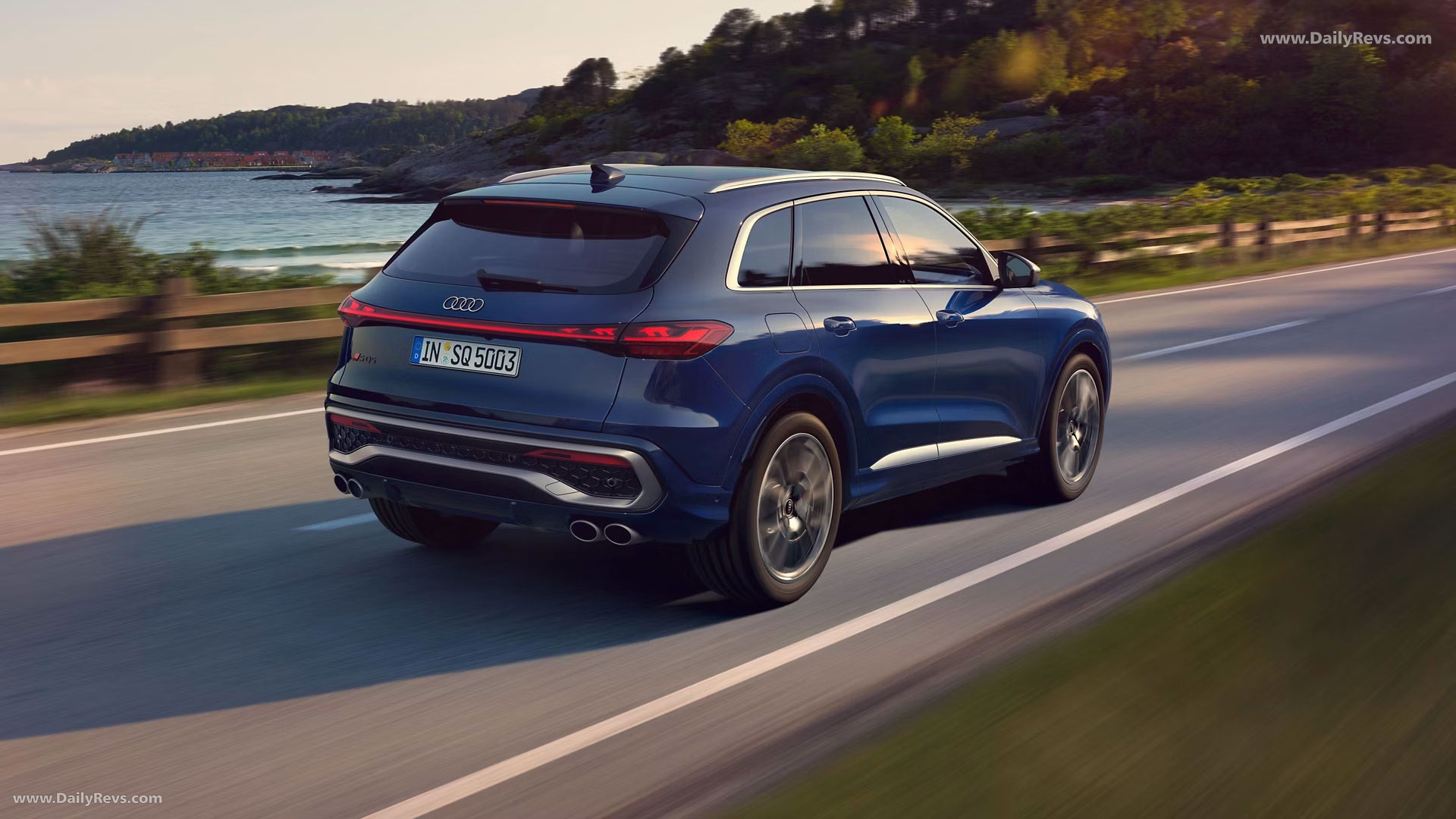 2025 Audi SQ5 FY Japanese Version Rear View