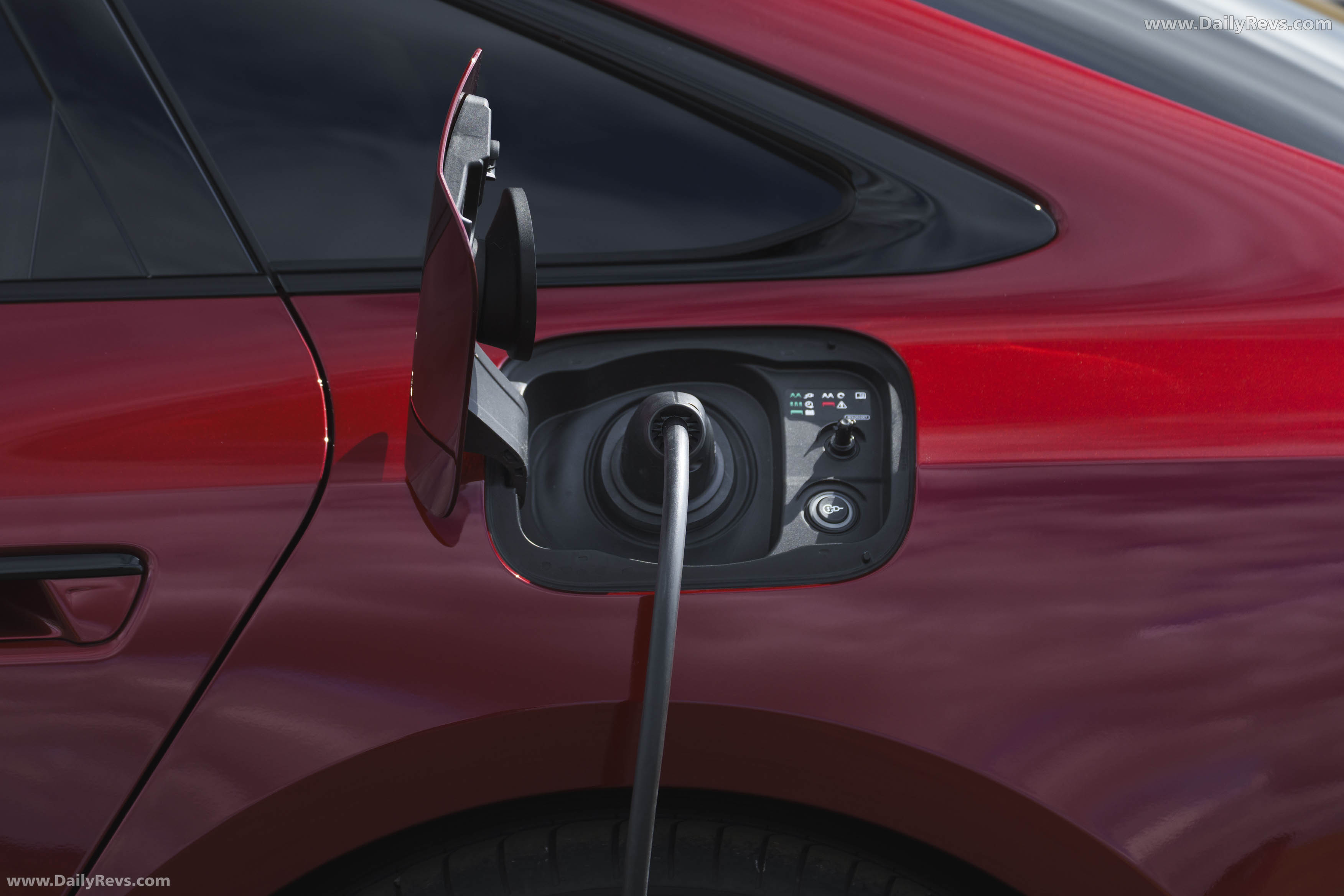 2026 Audi A6 Sedan e-hybrid Quattro UK Version Exterior