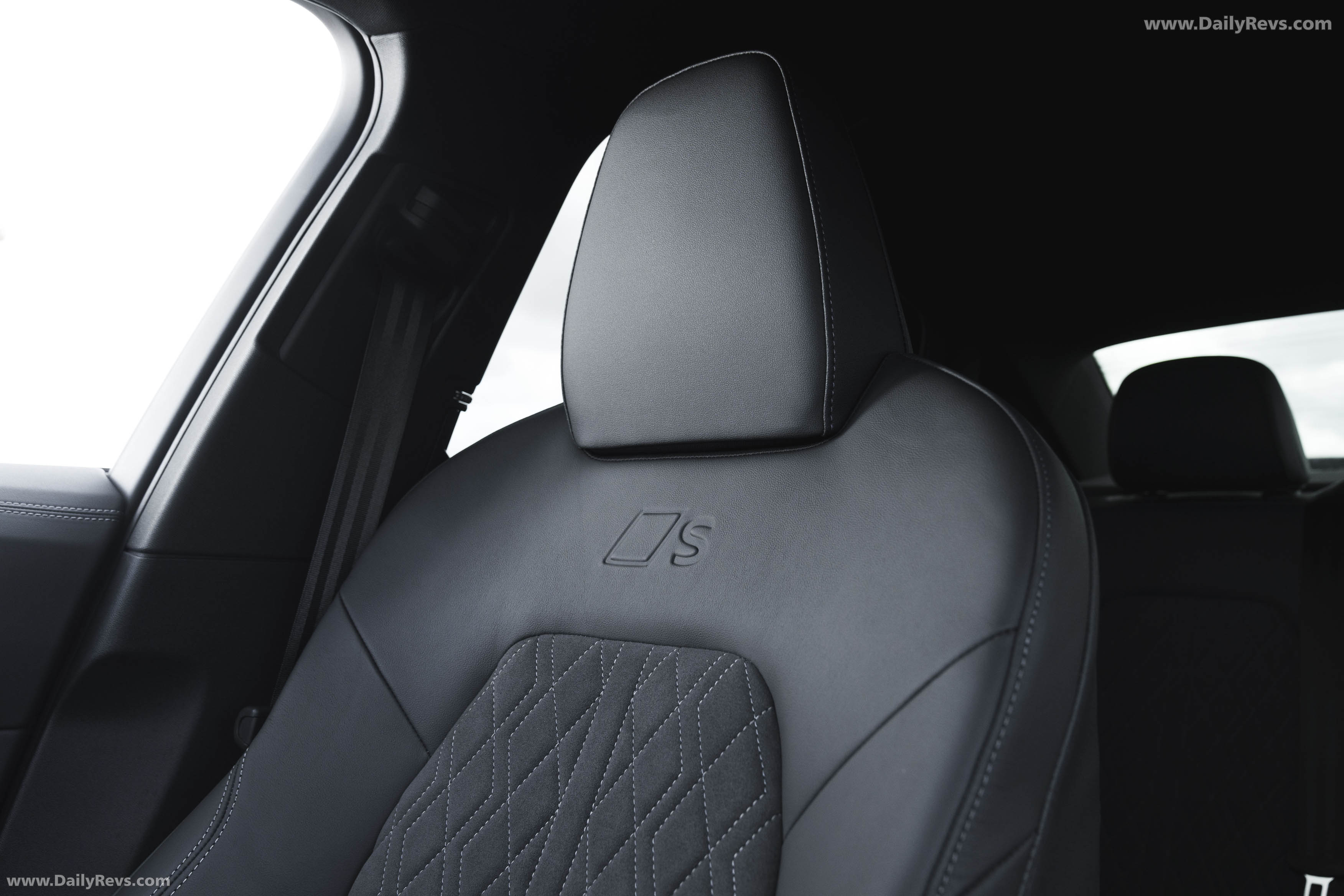 2026 Audi A6 Sedan e-hybrid Quattro UK Version Interior