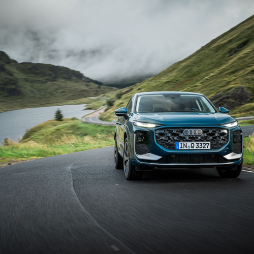 Image of Q3 Sportback F3 Malpelo Blue