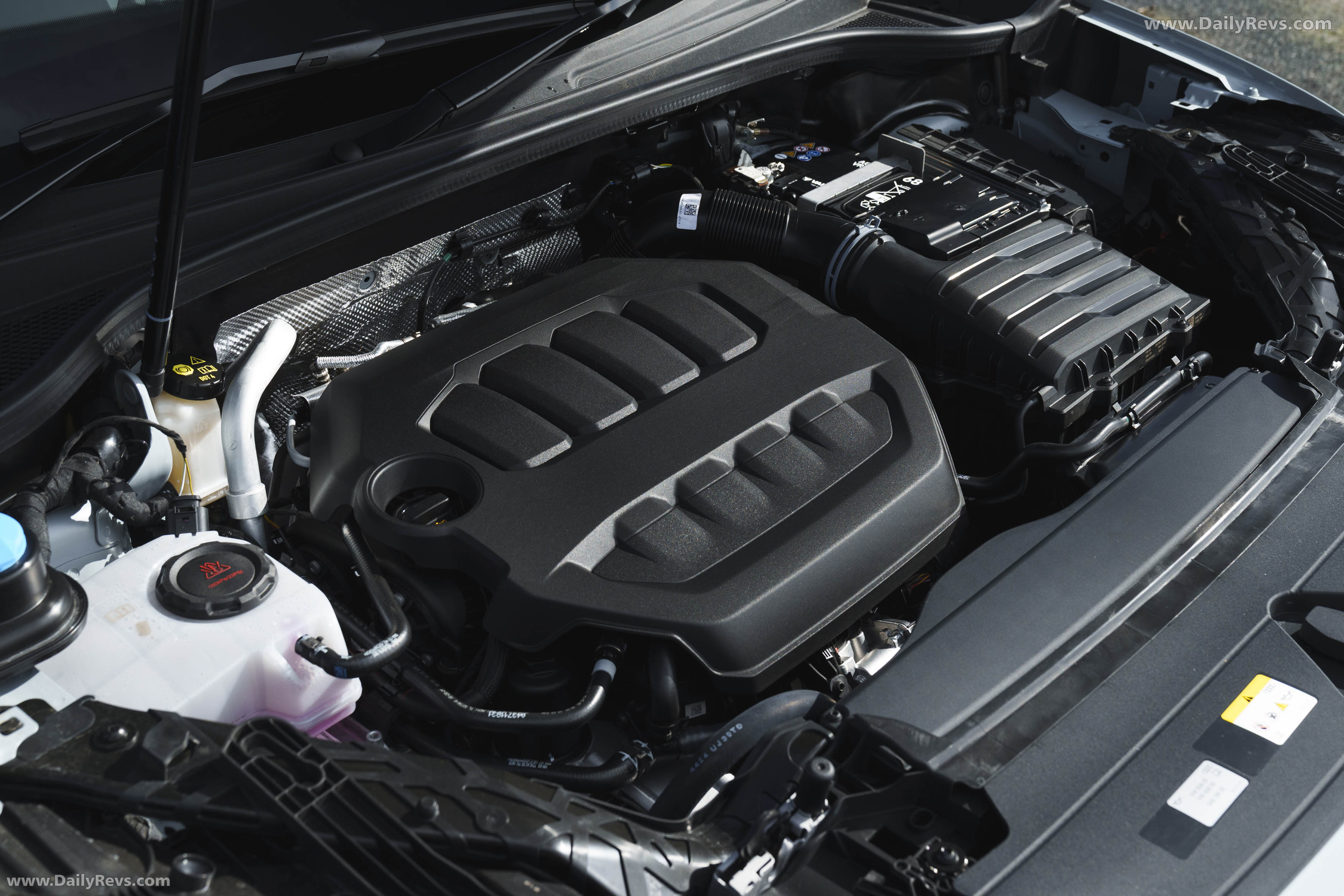 2026 Audi Q3 F3 UK Version Engine