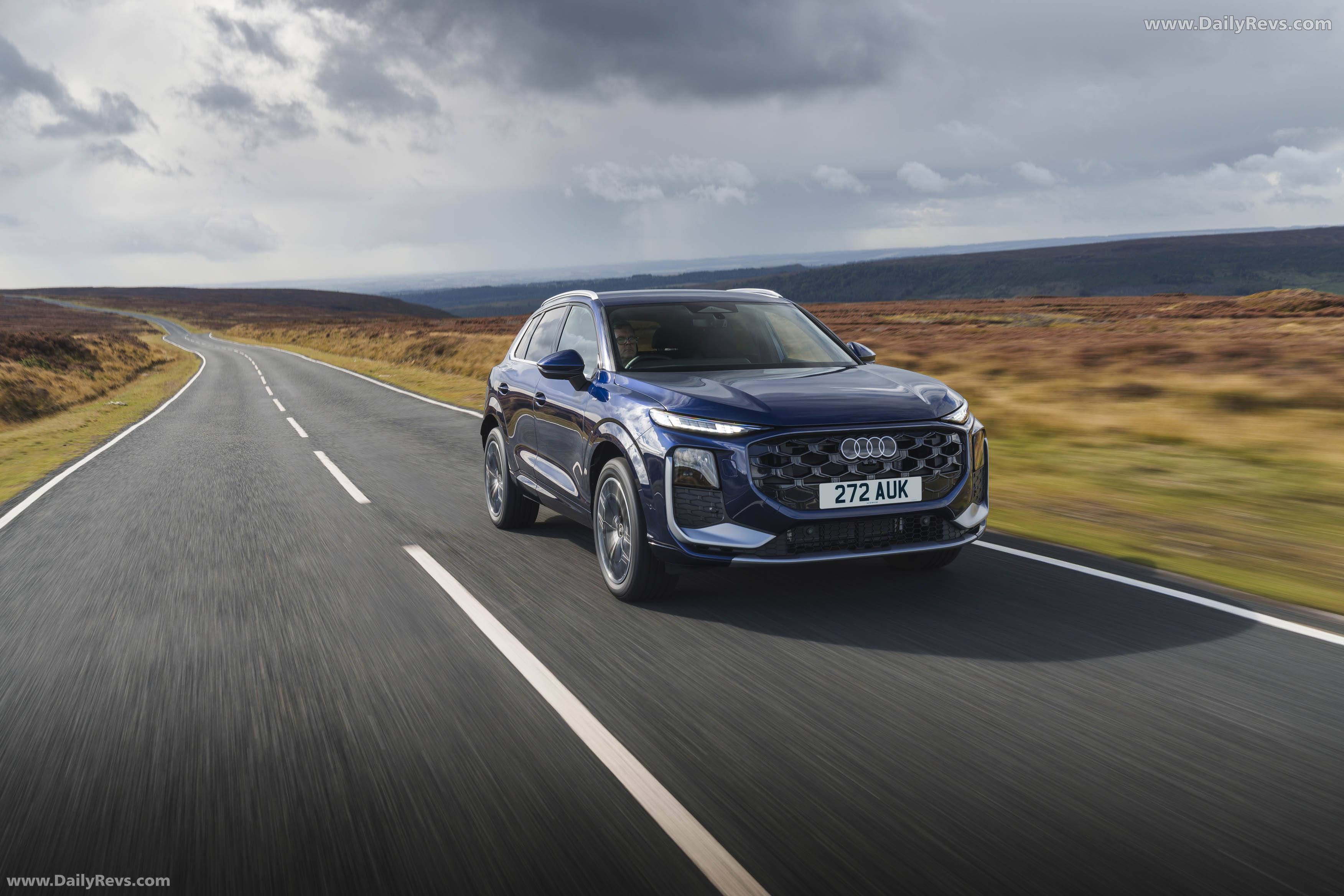 2026 Audi Q3 e-hybrid F3 UK Version Front View