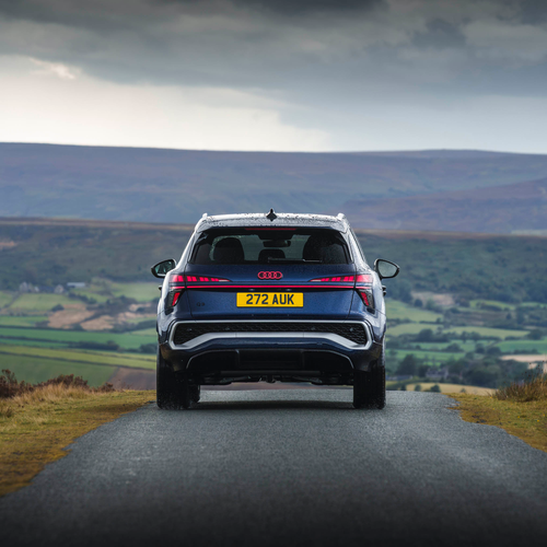 2026 Audi Q3 e-hybrid F3 UK Version Rear View