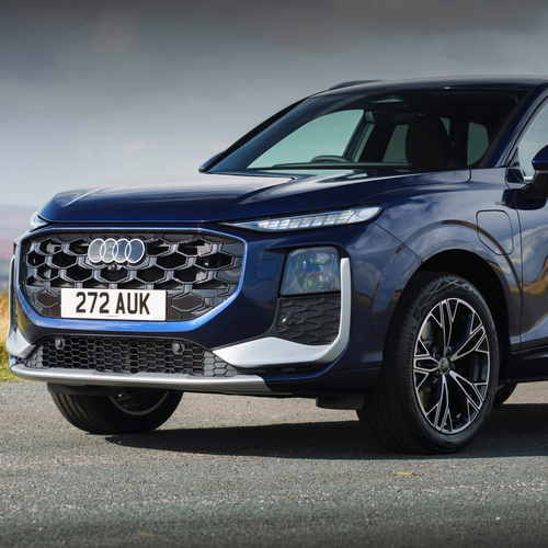 2026 Audi Q3 e-hybrid F3 UK Version Exterior