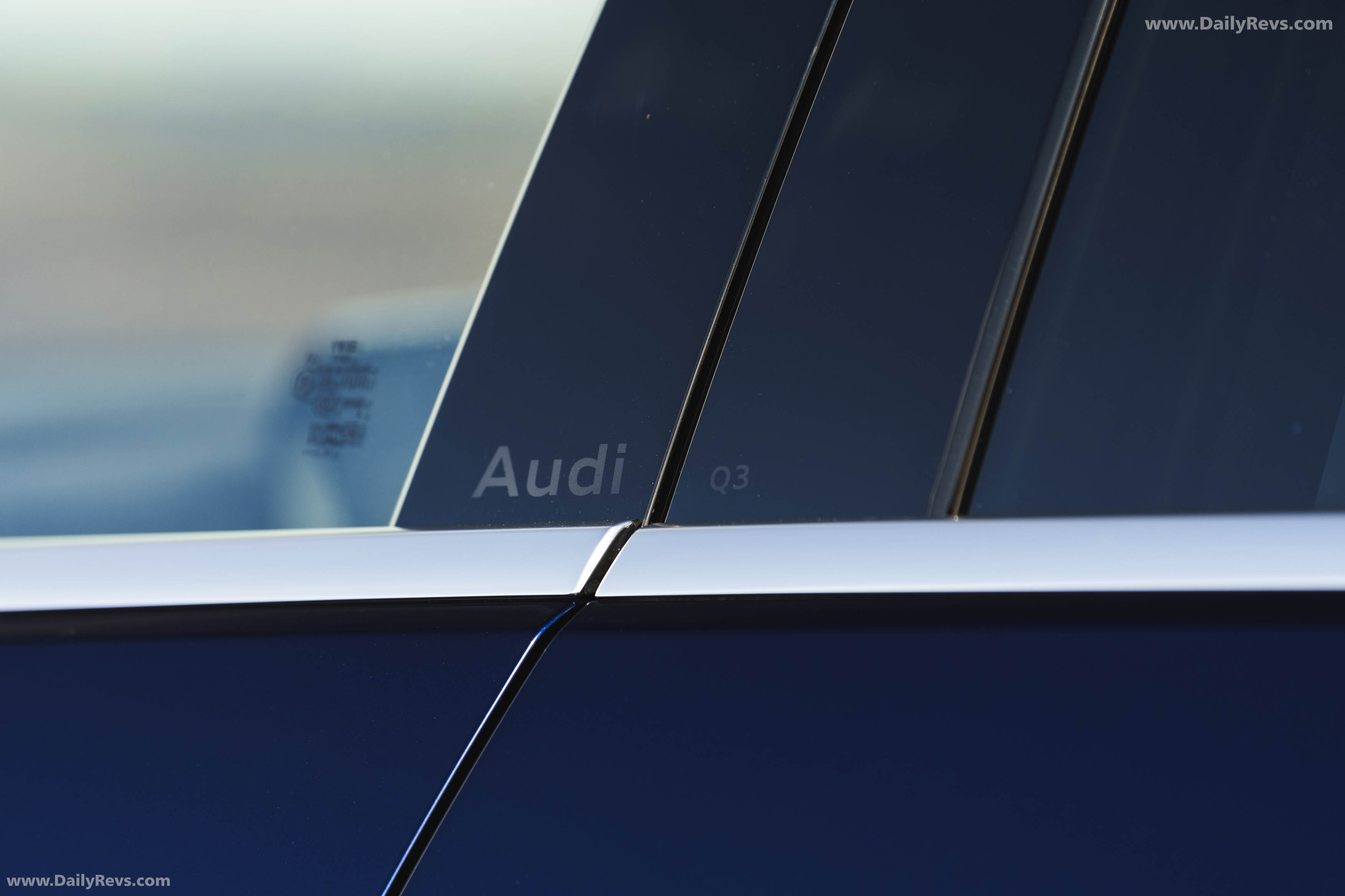 2026 Audi Q3 e-hybrid F3 UK Version Exterior