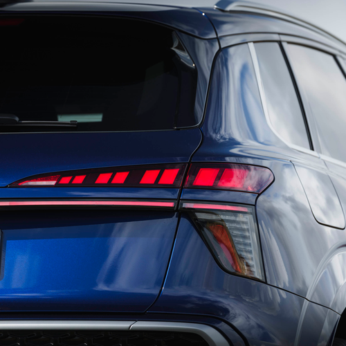 2026 Audi Q3 e-hybrid F3 UK Version Exterior