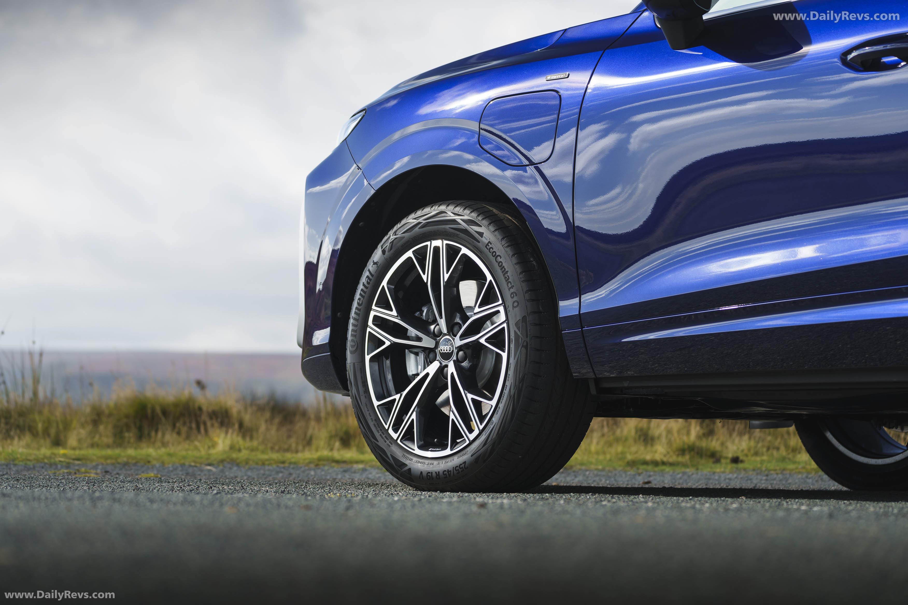 2026 Audi Q3 e-hybrid F3 UK Version Exterior