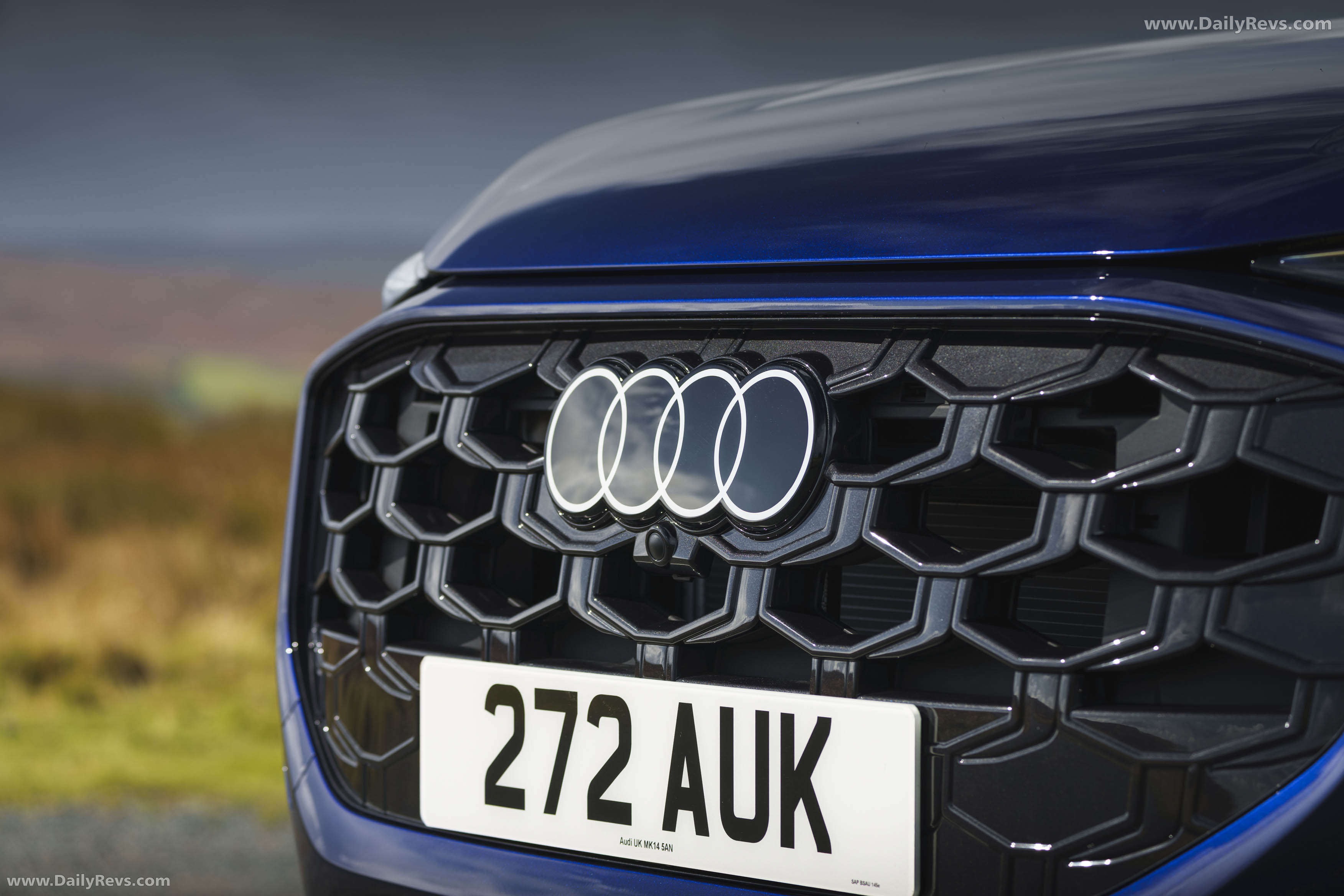 2026 Audi Q3 e-hybrid F3 UK Version Exterior