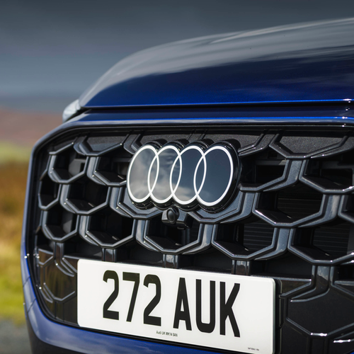 2026 Audi Q3 e-hybrid F3 UK Version Exterior