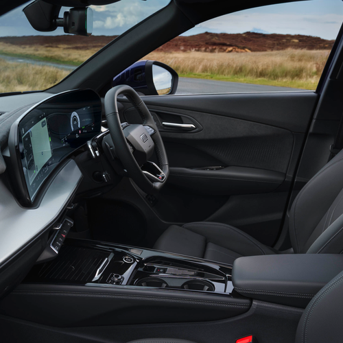 2026 Audi Q3 e-hybrid F3 UK Version Interior