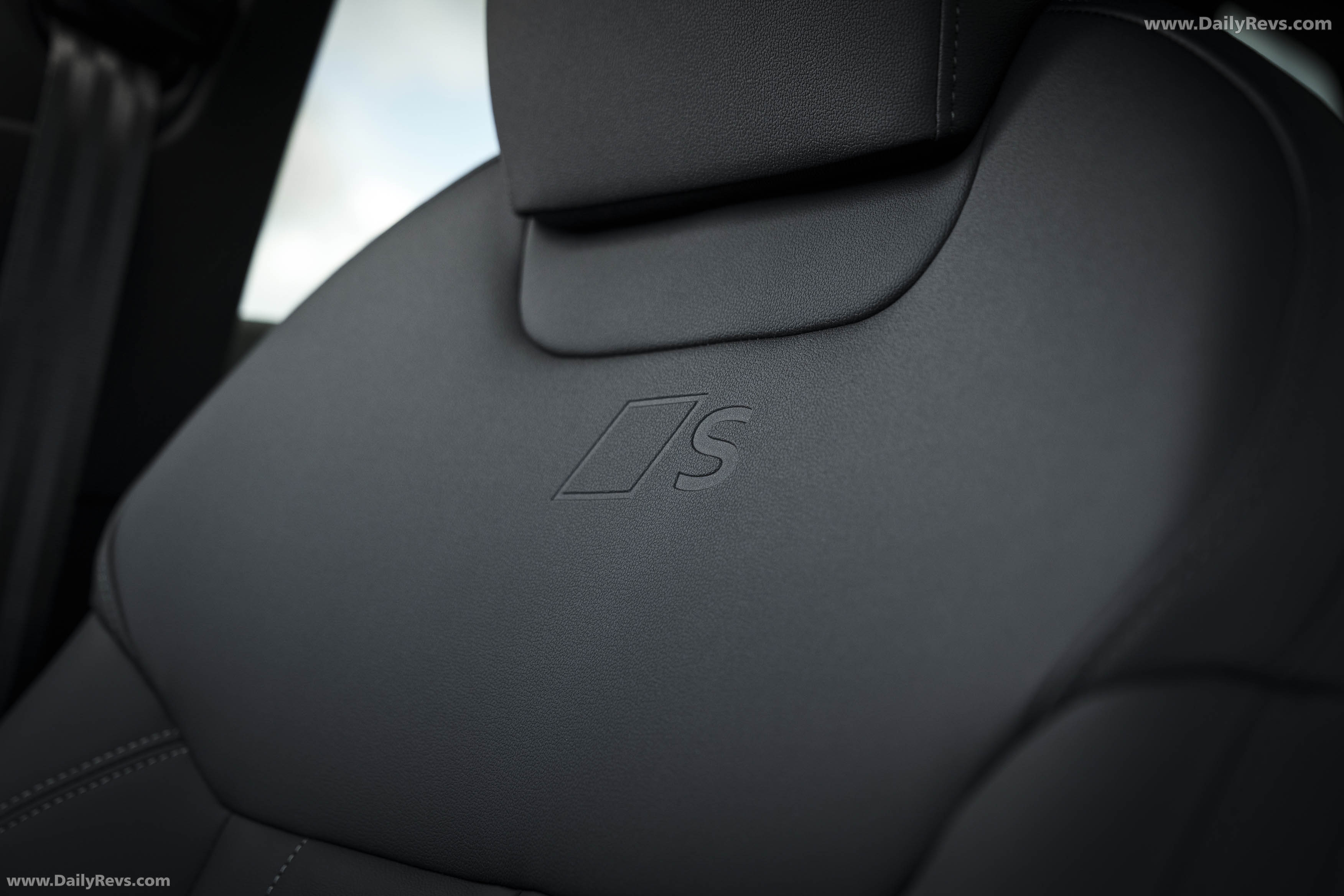 2026 Audi Q3 e-hybrid F3 UK Version Interior