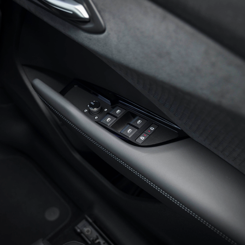2026 Audi Q3 e-hybrid F3 UK Version Interior