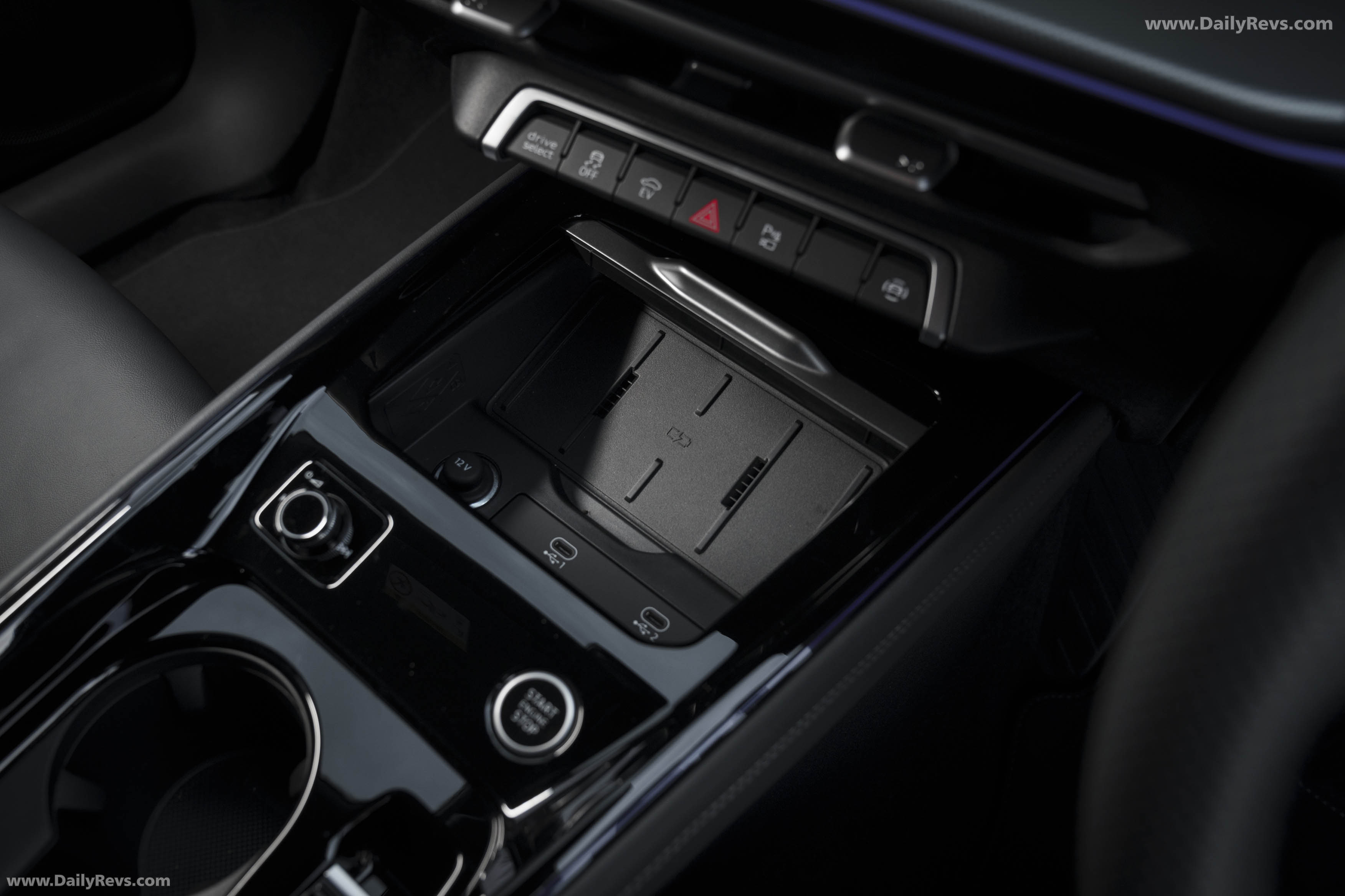 2026 Audi Q3 e-hybrid F3 UK Version Interior