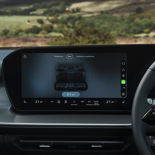2026 Audi Q3 e-hybrid F3 UK Version Interior