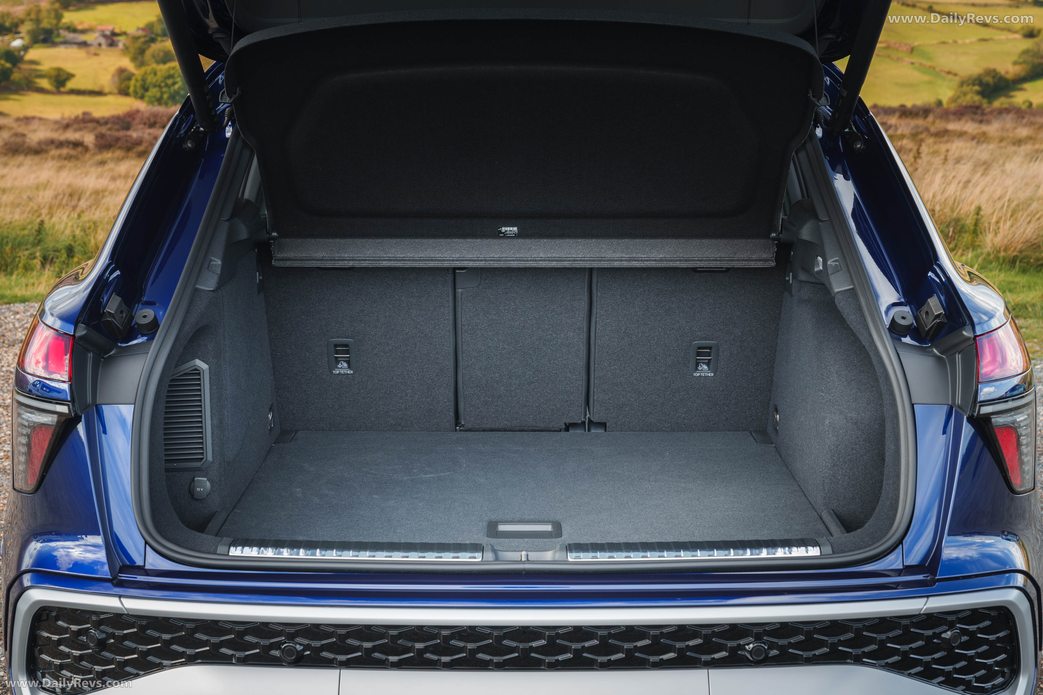 2026 Audi Q3 e-hybrid F3 UK Version Interior