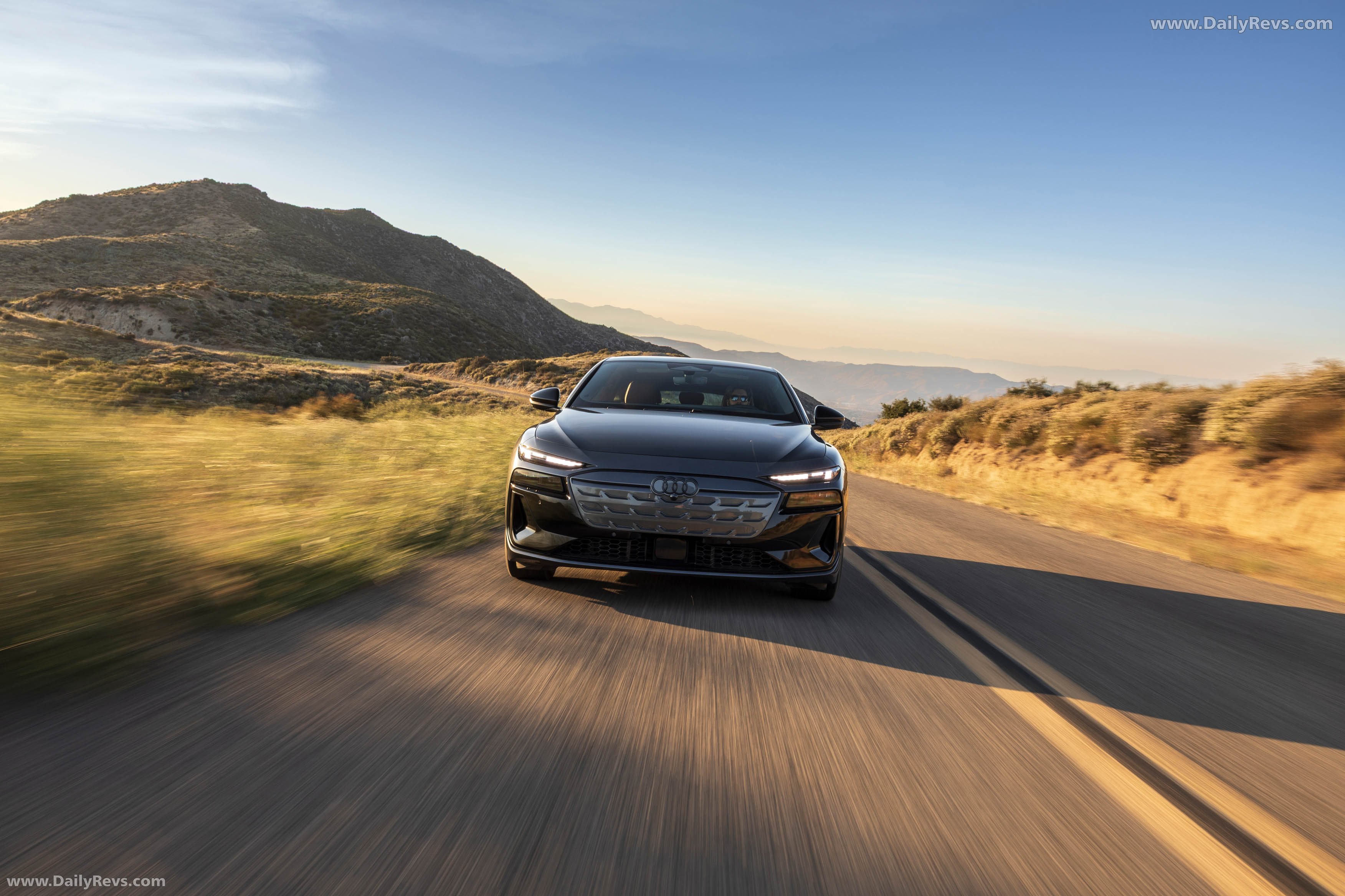 2025 Audi S6 Sportback e-tron C9 Daytona Gray Front View