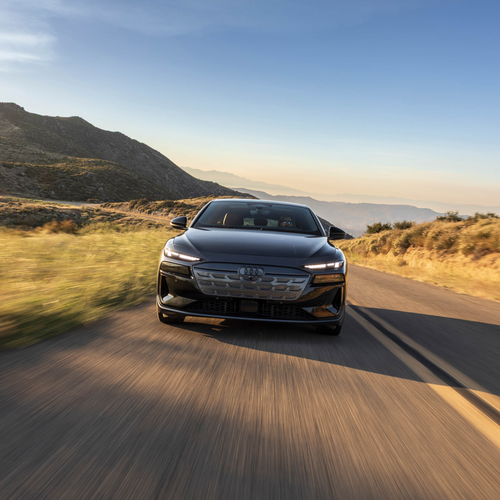 2025 Audi S6 Sportback e-tron C9 Daytona Gray Front View