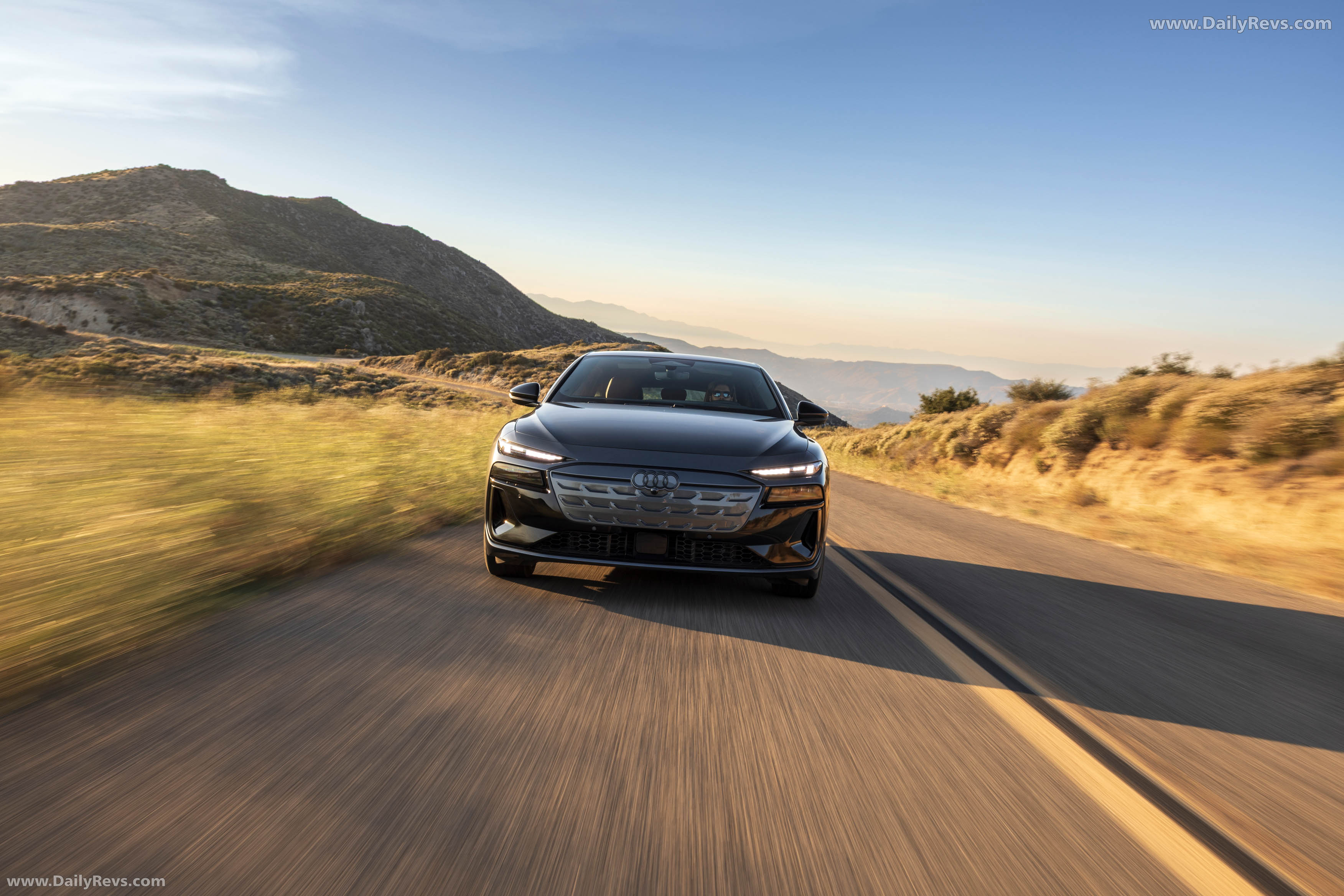 2025 Audi S6 Sportback e-tron C9 Daytona Gray Front View