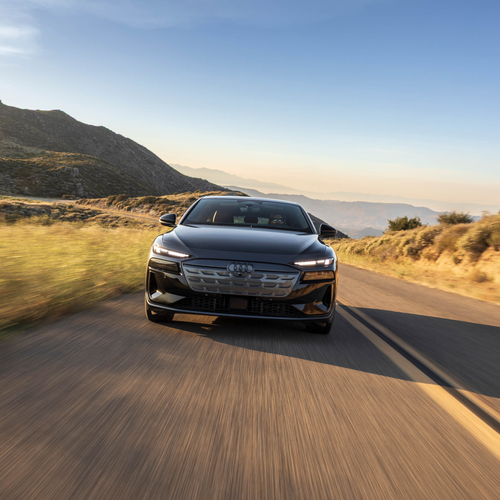 2025 Audi S6 Sportback e-tron C9 Daytona Gray Front View
