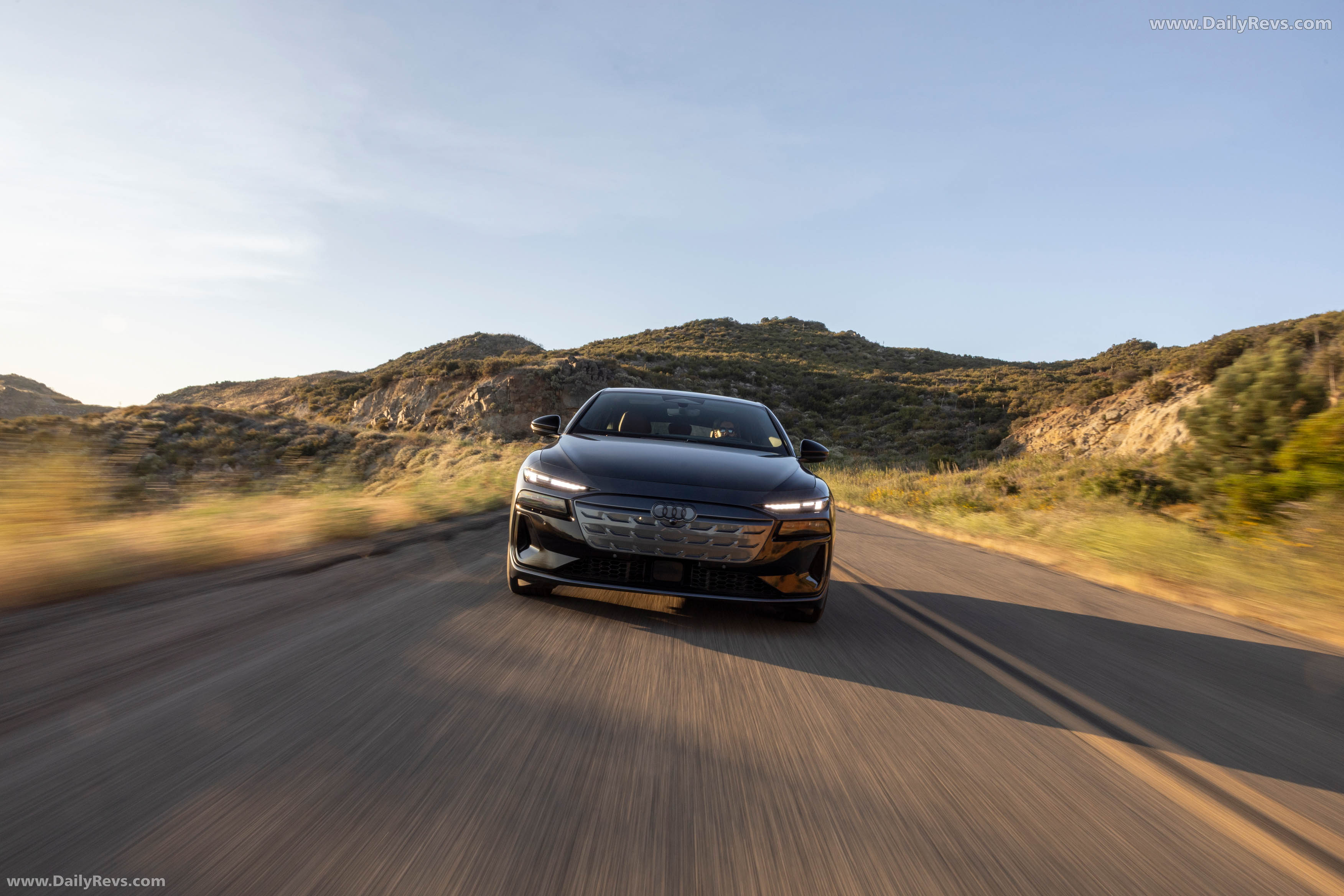 2025 Audi S6 Sportback e-tron C9 Daytona Gray Front View