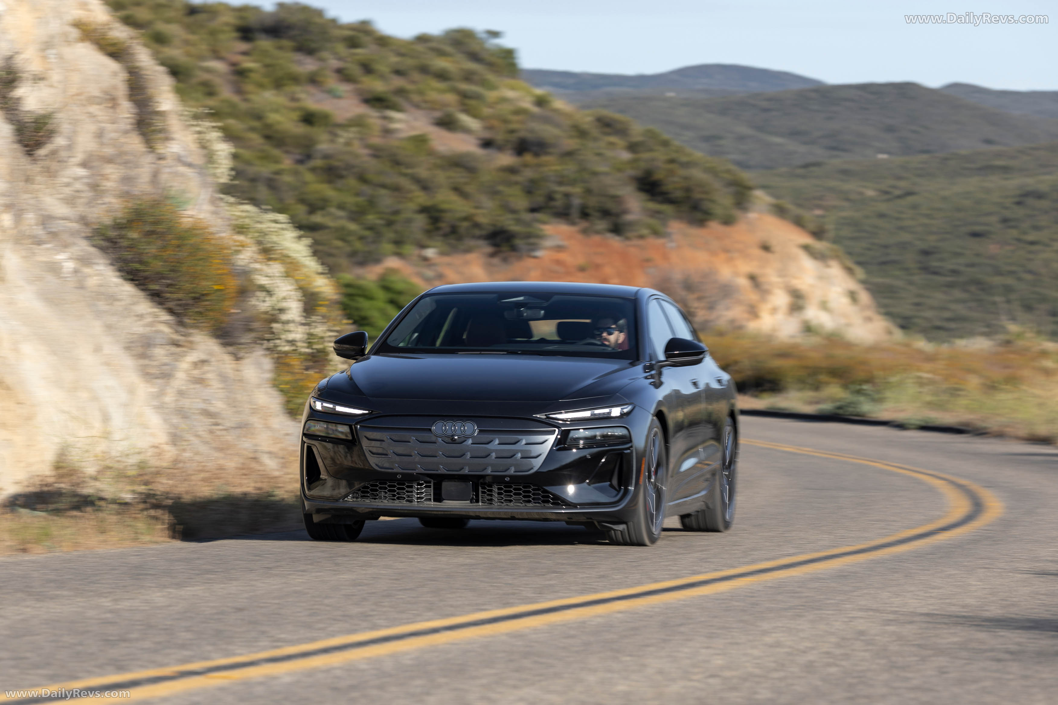 2025 Audi S6 Sportback e-tron C9 Daytona Gray Front View