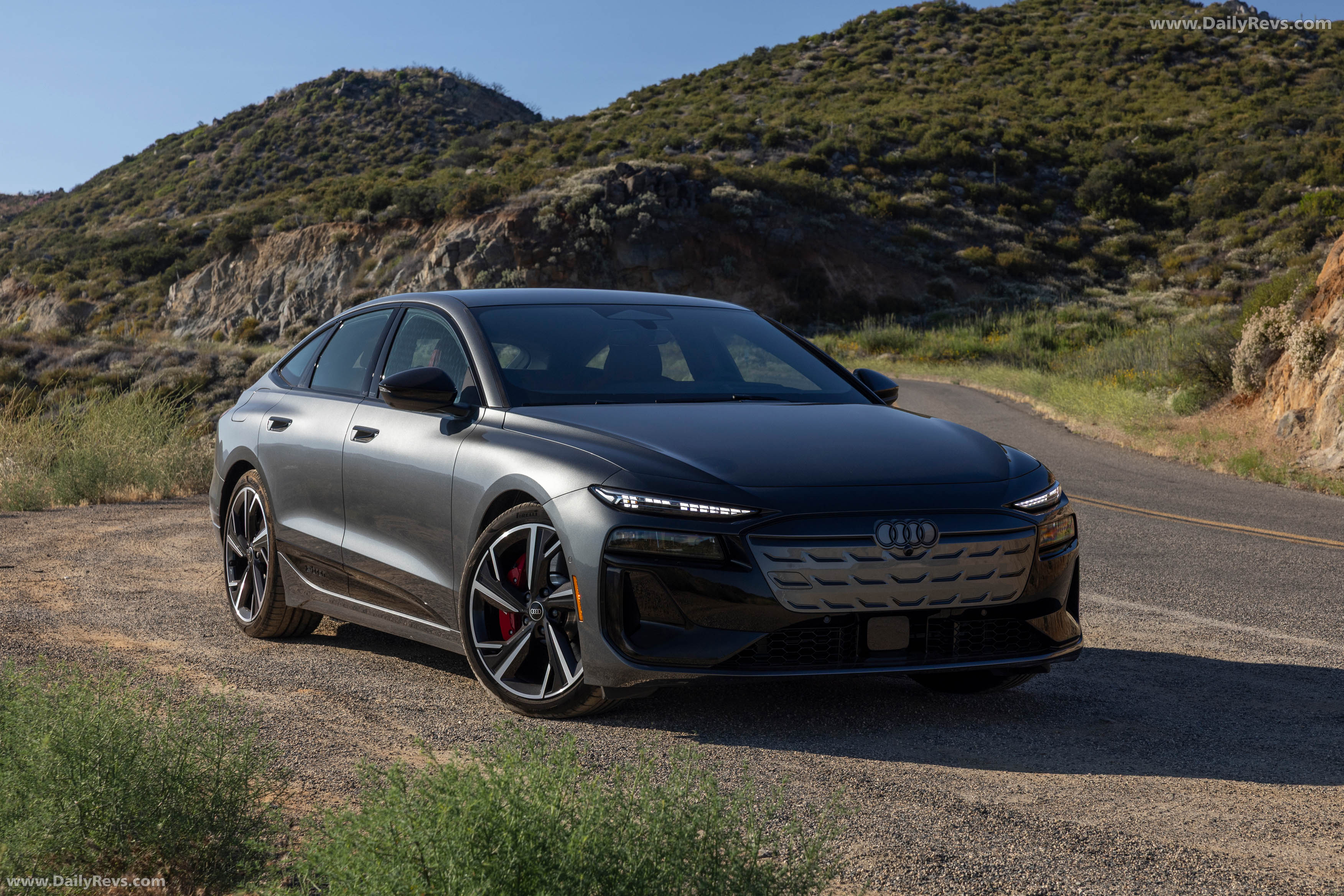 2025 Audi S6 Sportback e-tron C9 Daytona Gray Front View