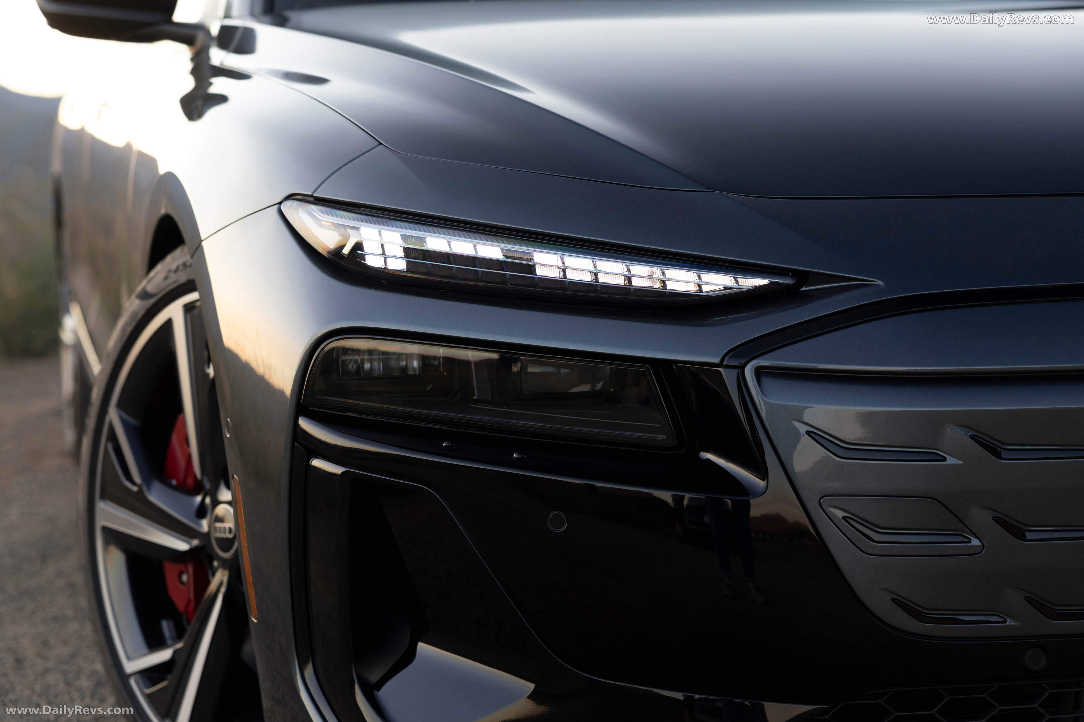 2025 Audi S6 Sportback e-tron C9 Daytona Gray Exterior