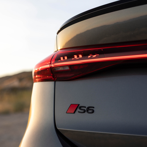 2025 Audi S6 Sportback e-tron C9 Daytona Gray Exterior