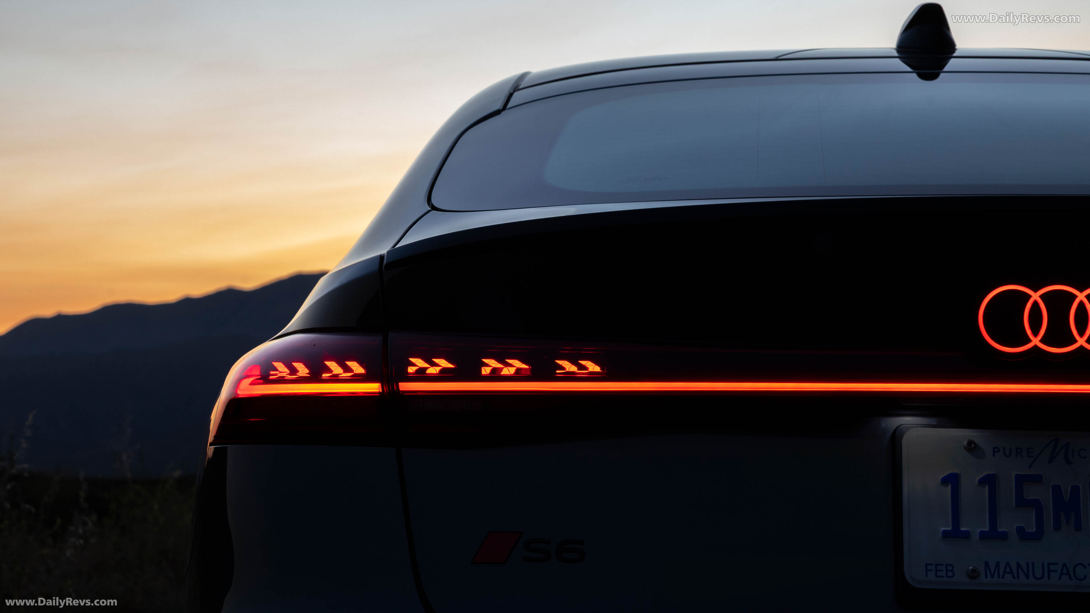 2025 Audi S6 Sportback e-tron C9 Daytona Gray Exterior