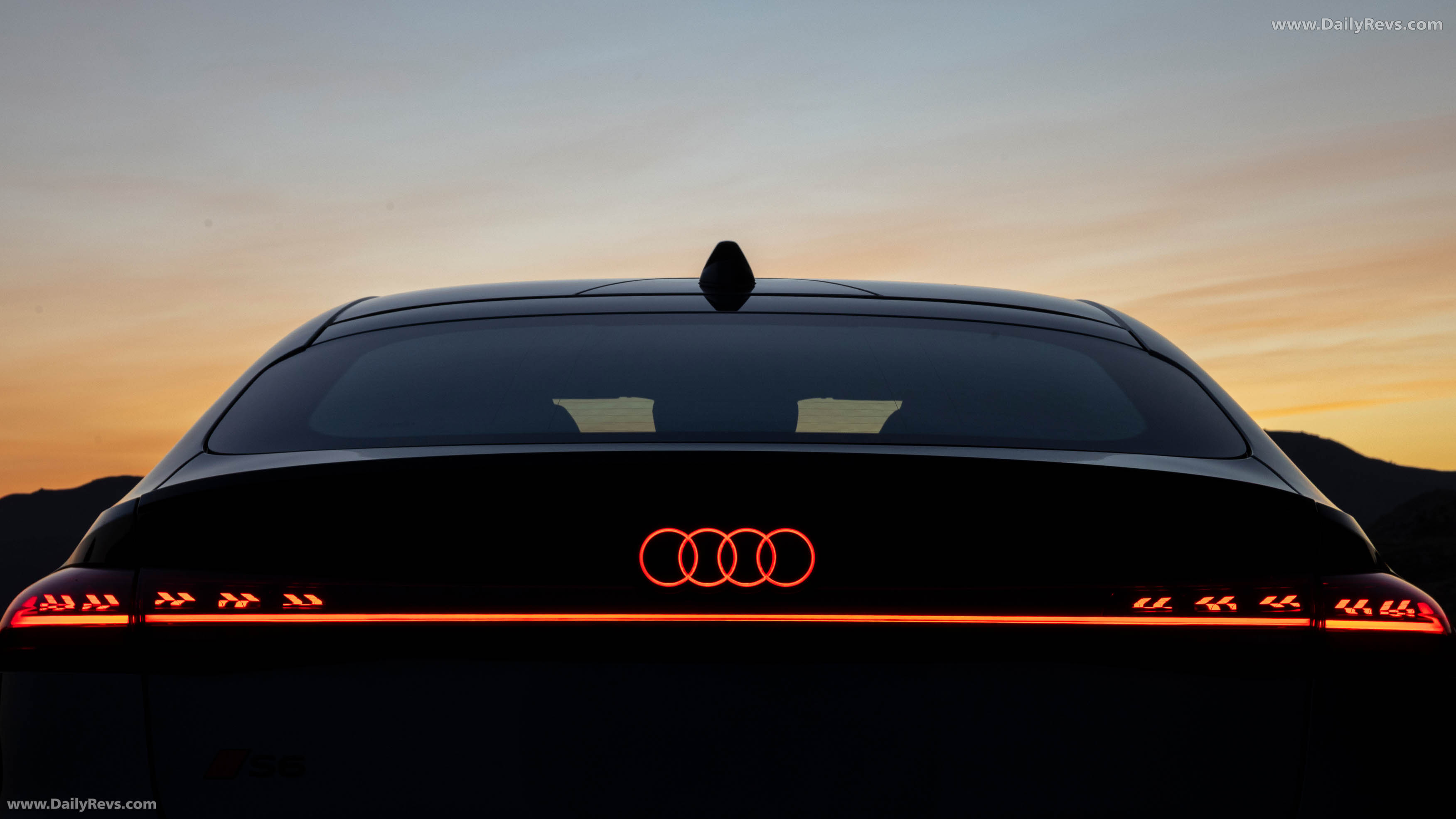2025 Audi S6 Sportback e-tron C9 Daytona Gray Exterior