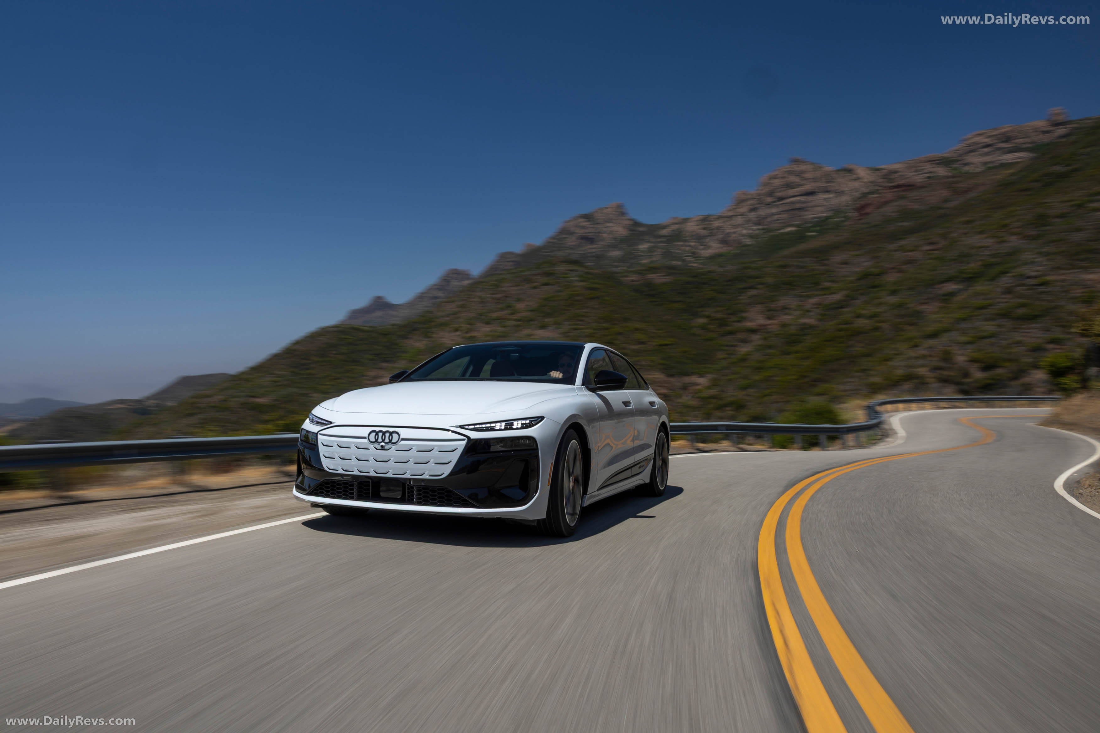 2025 Audi S6 Sportback e-tron C9 Glacier White Front View