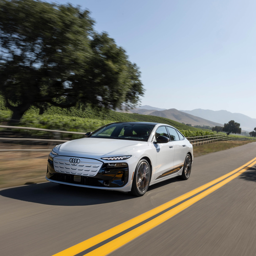 2025 Audi S6 Sportback e-tron C9 Glacier White Front View