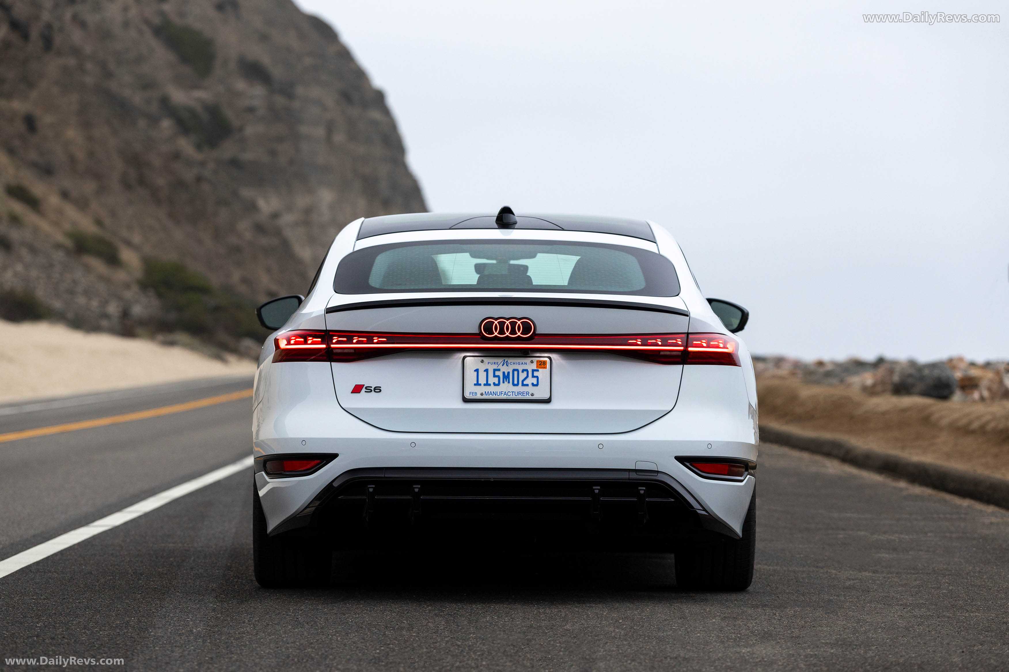 2025 Audi S6 Sportback e-tron C9 Glacier White Rear View