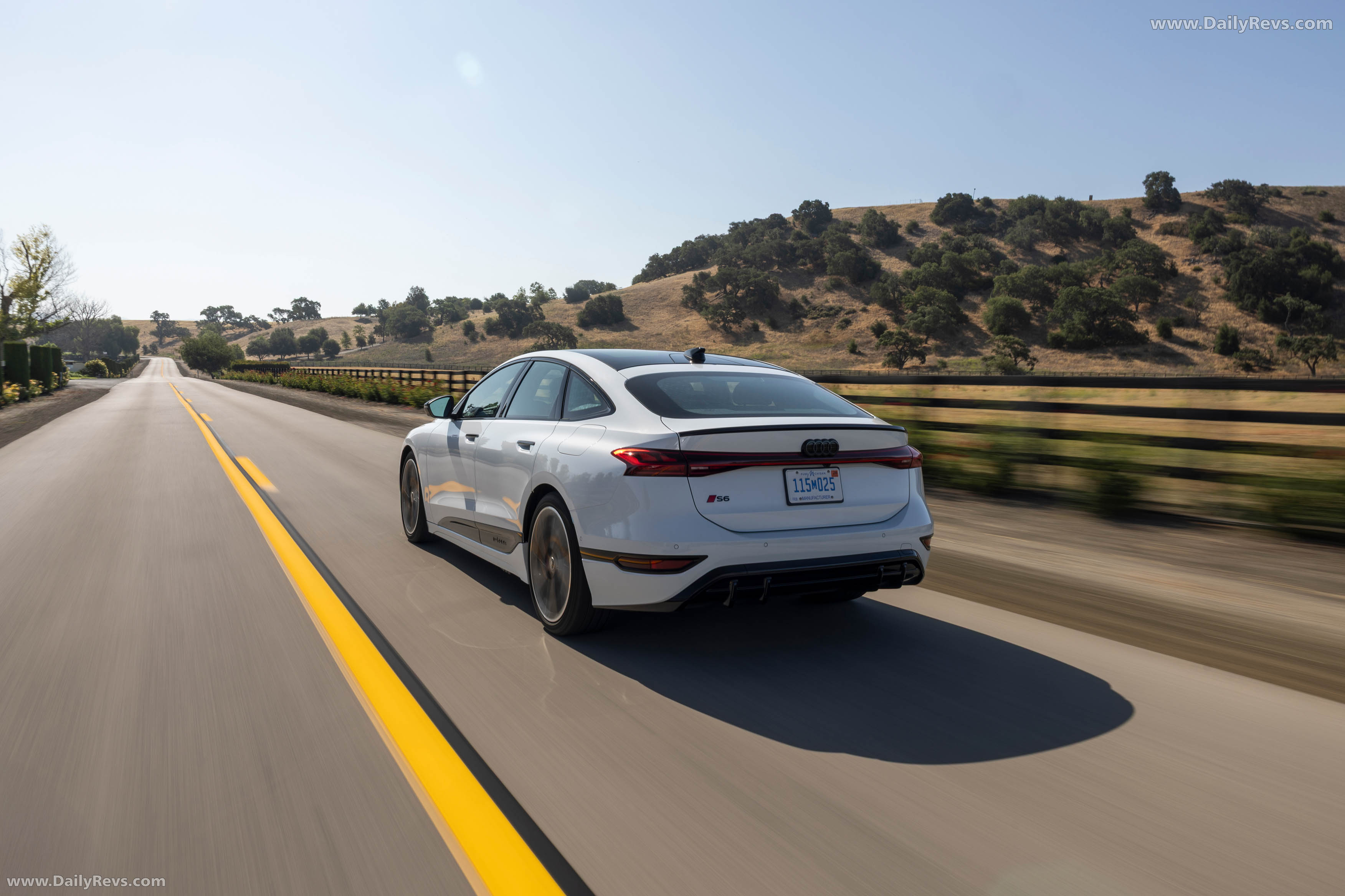 2025 Audi S6 Sportback e-tron C9 Glacier White Rear View