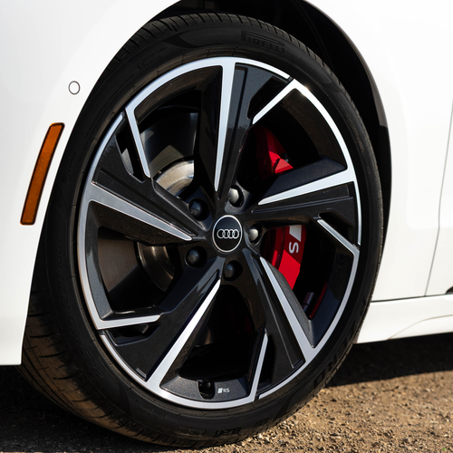2025 Audi S6 Sportback e-tron C9 Glacier White Exterior