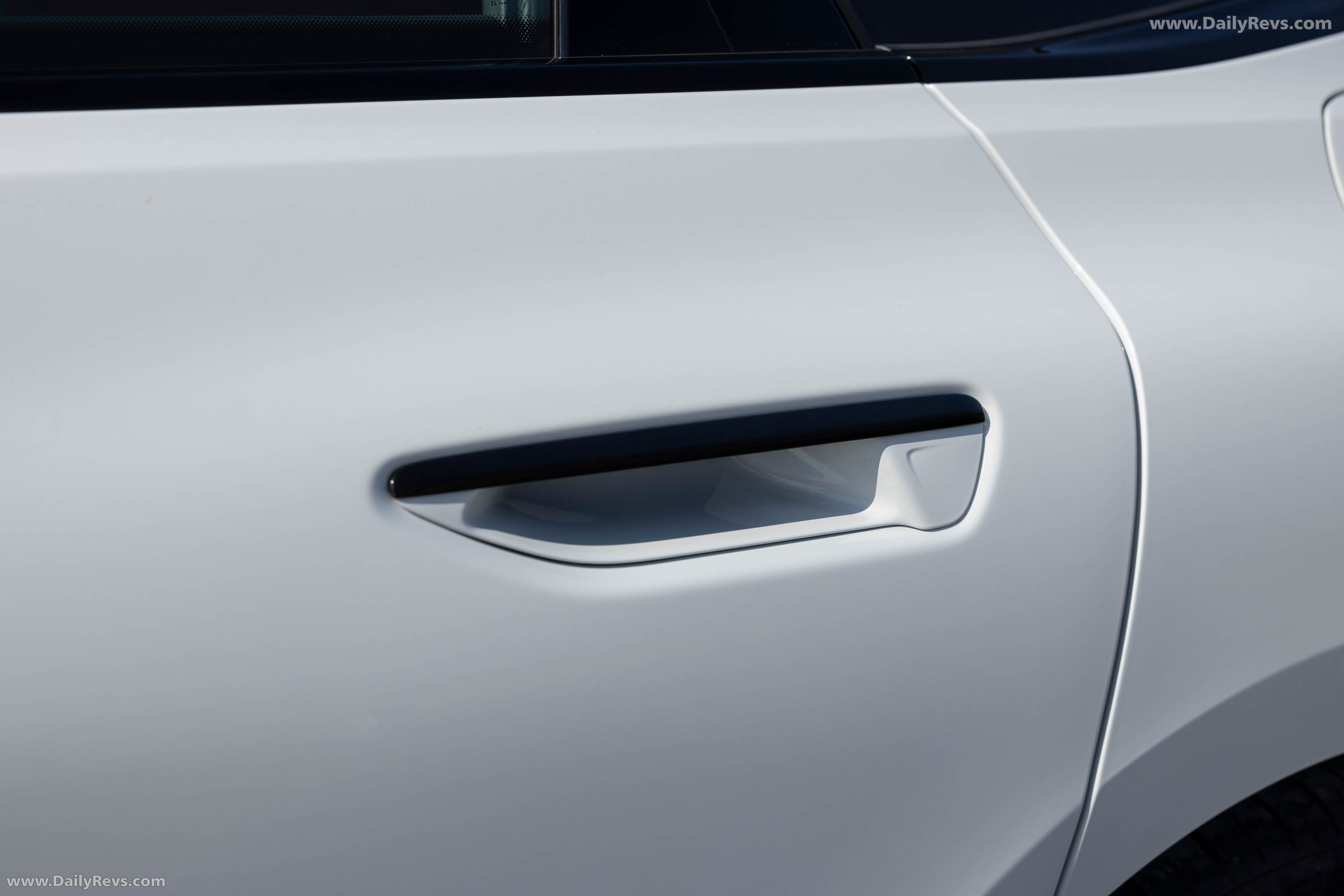 2025 Audi S6 Sportback e-tron C9 Glacier White Exterior