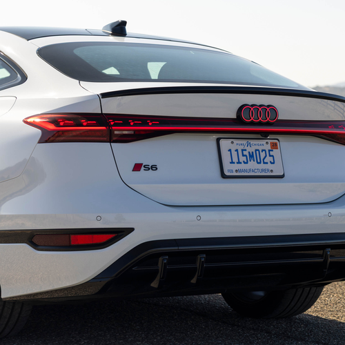 2025 Audi S6 Sportback e-tron C9 Glacier White Exterior
