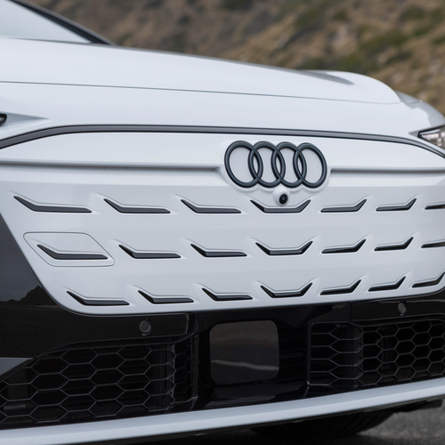 2025 Audi S6 Sportback e-tron C9 Glacier White Exterior