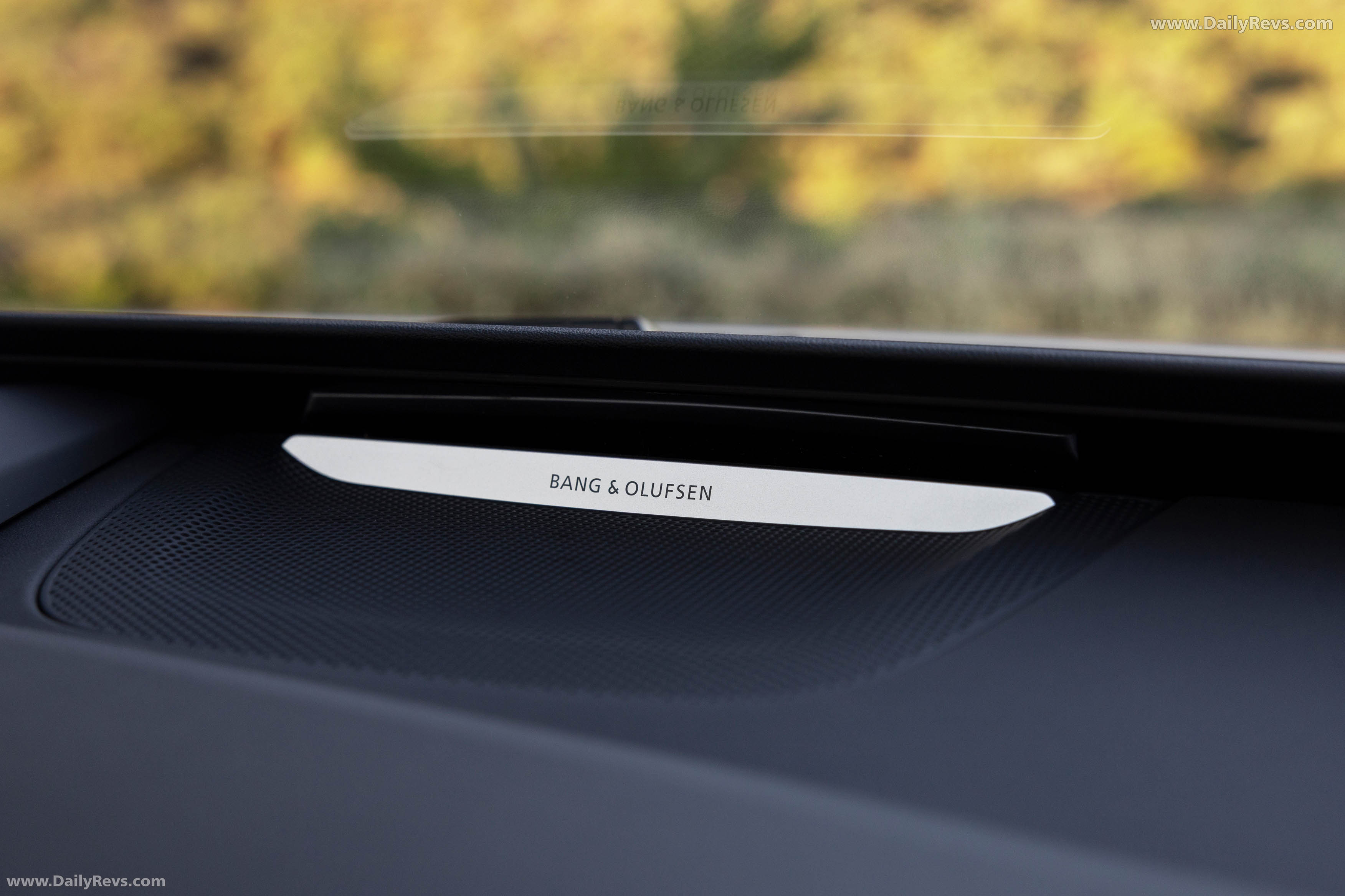 2025 Audi S6 Sportback e-tron C9 Glacier White Interior