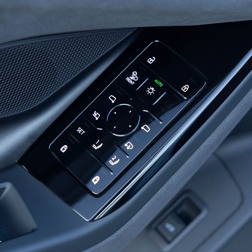 2025 Audi S6 Sportback e-tron C9 Glacier White Interior