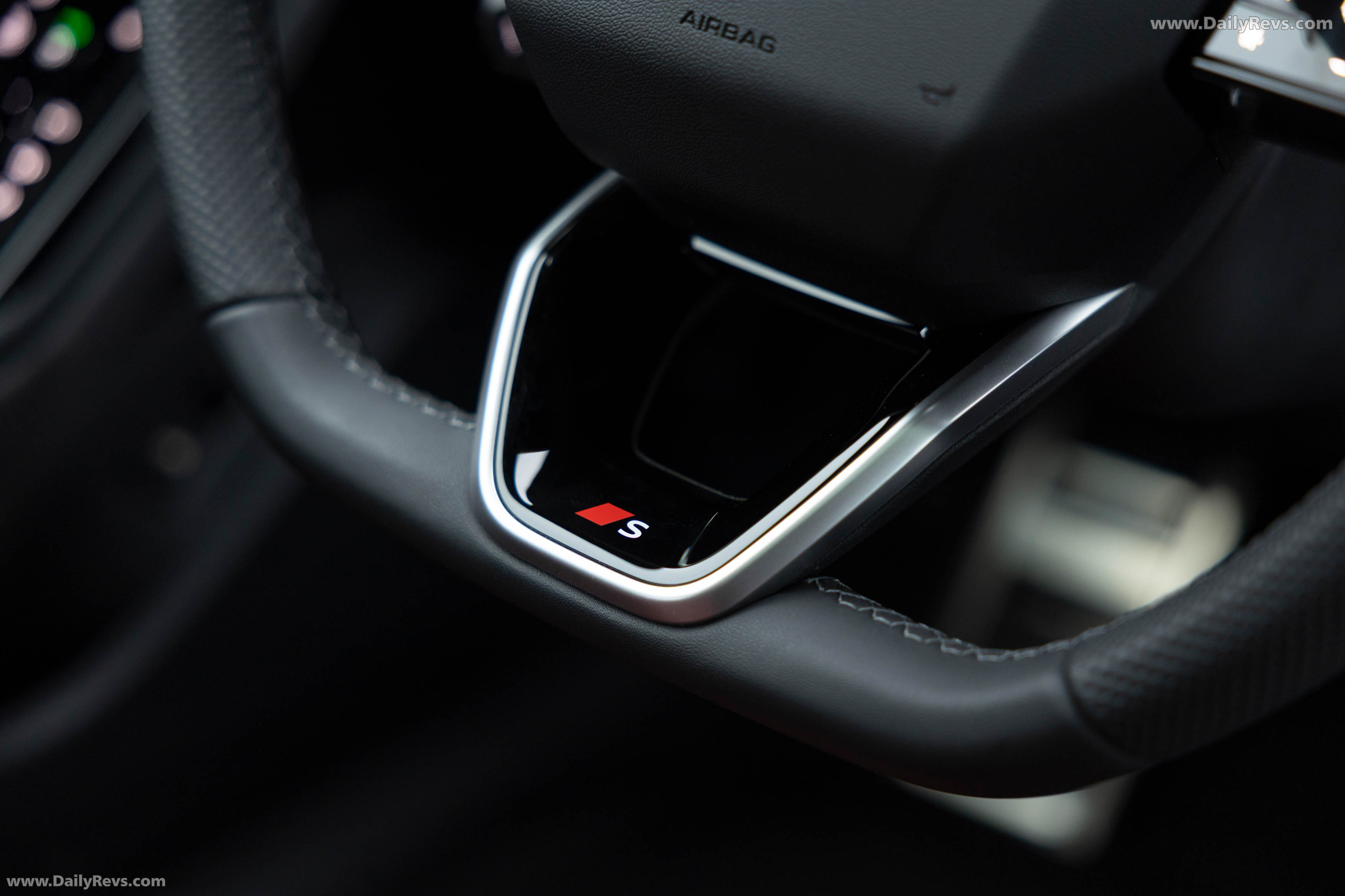 2025 Audi S6 Sportback e-tron C9 Glacier White Interior