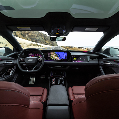 2025 Audi S6 Sportback e-tron C9 Glacier White Interior
