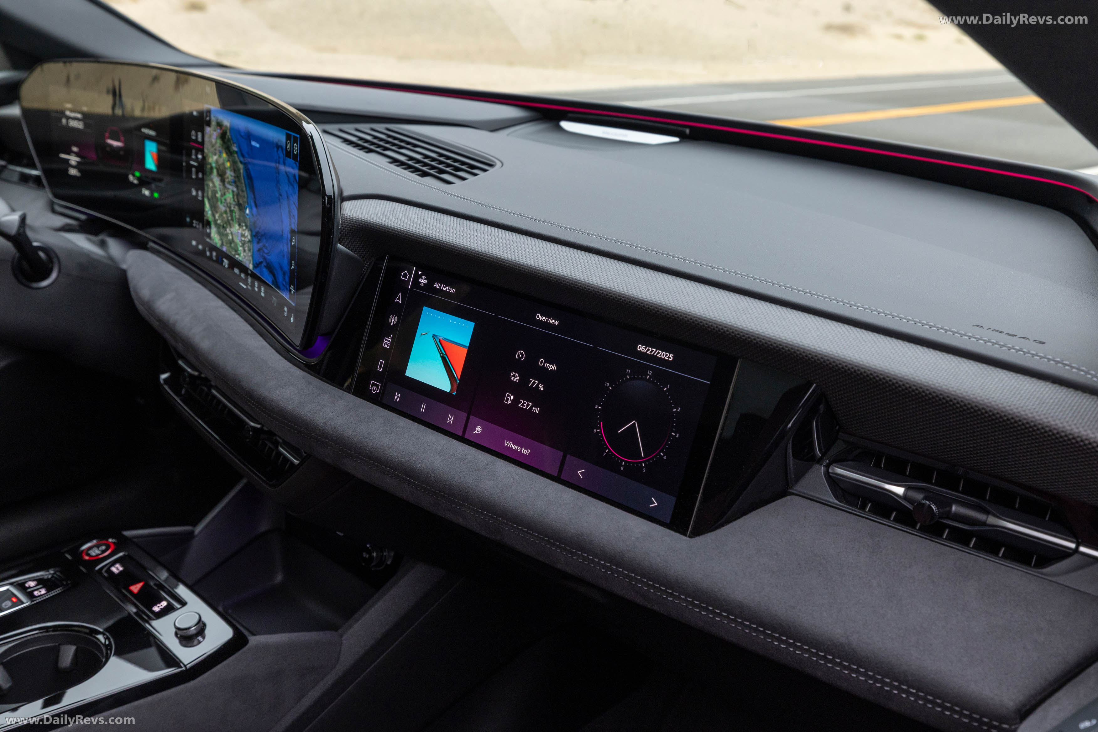 2025 Audi S6 Sportback e-tron C9 Glacier White Interior