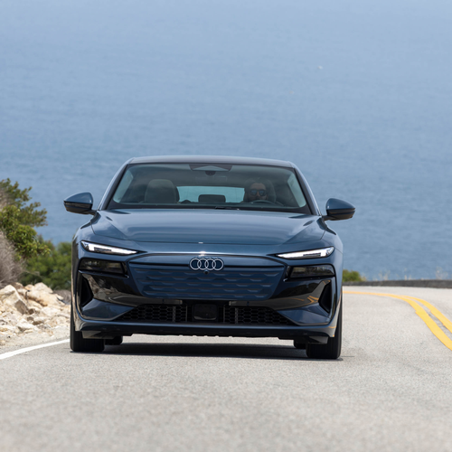 Image of A6 Sportback e-tron quattro C9 Plasma Blue