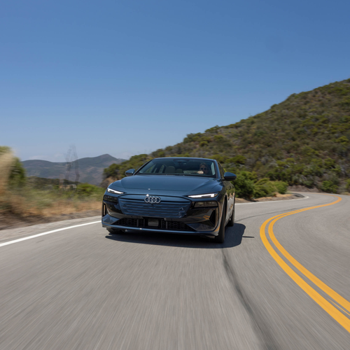 2025 Audi A6 Sportback e-tron quattro C9 Plasma Blue Front View