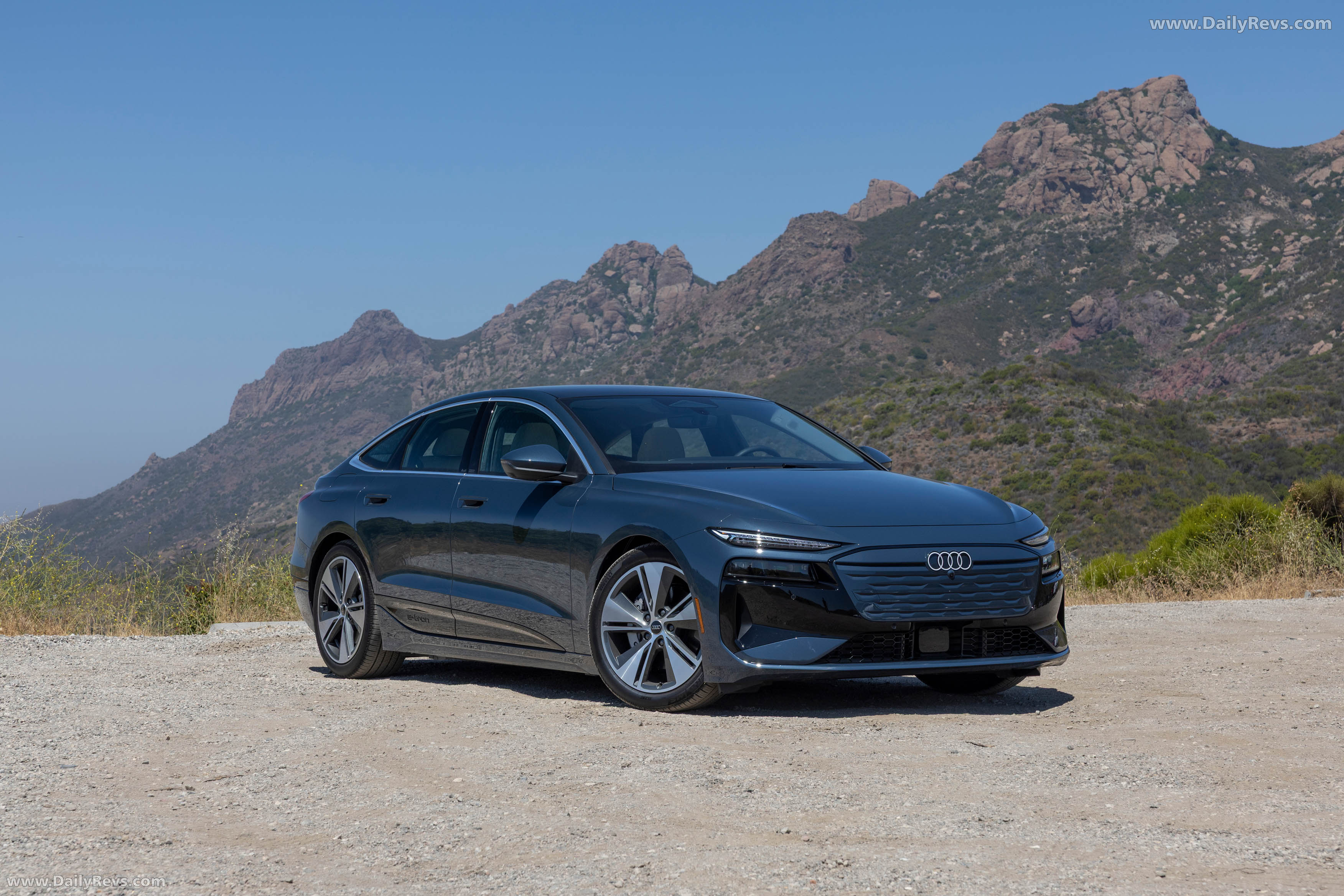 2025 Audi A6 Sportback e-tron quattro C9 Plasma Blue Front View