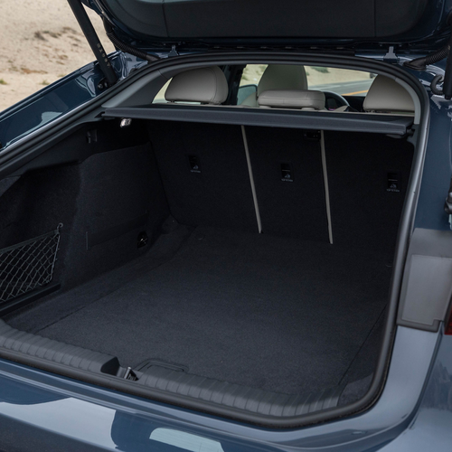 2025 Audi A6 Sportback e-tron quattro C9 Plasma Blue Interior